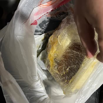 Geciken Teslimat Ve Zorla Teslim Edilen Bozuk Köfte İçin İade Talebi