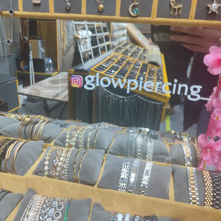 Glow Piercing Müşteri Memnuniyetini Ve Sağlığını Önemsemeyen Yaklaşım