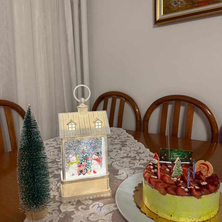 Boneli Çağdaş Şubesinden Aldığım Pastanın Kalitesizliği Ve Küçük Porsiyon Şikayeti