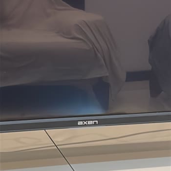 Axen Paneldeki Işık Sızması Nedeniyle Ayıplı TV Değişim Talebi
