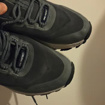 Skechers Max Protect Outdoor Ayakkabısındaki Lekeler Ve Beyaz İzler, Ücret İadesi Talebi