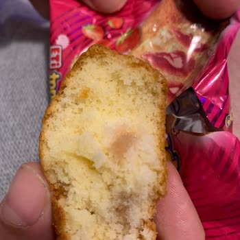 Eti Gıda Ambalaj Görseli Yanıltıyor, Çilek Dolgusu Eksik