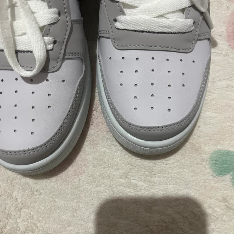 Hopesneakers.tr Orijinal Olmadığı Söylenen Nike Ayakkabının Sahte Çıkması Ve Geri Ödeme Talebi