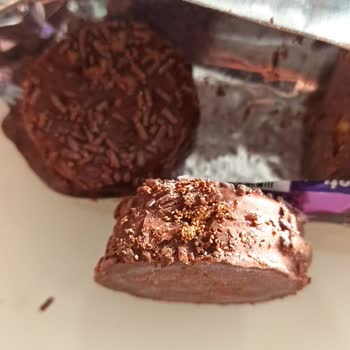 Migros Şubesinde Son Kullanma Tarihi Geçmemiş Ülker Halley’de Kurt Sorunu