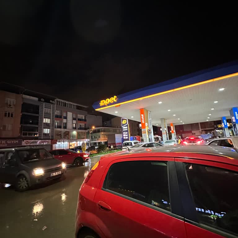 Opet Buca Gediz İstasyonunda Hava Şişirme Ünitesi Sürekli Arızalı, Sürücünün Güvenliği Tehlikede