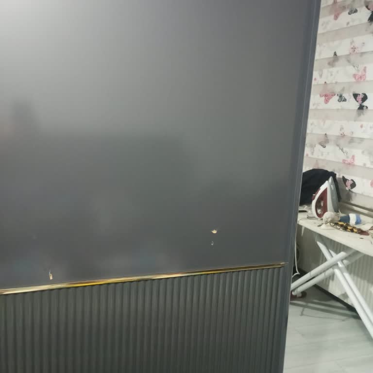 Gardırop Kapağı Tamiri İçin 2 Yıllık Sessizlik Ve Müşteri Hizmetleri İlgisizliği