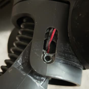 Garanti Kapsamındaki Zemin Başlığı Parçası Temin Edilememesi Yetkili Servis Reddine Yol Açtı