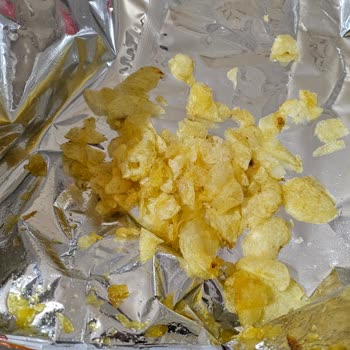 Lays Cips Paketi Sert Ve Yağda Daldı: Kalite Sorunu
