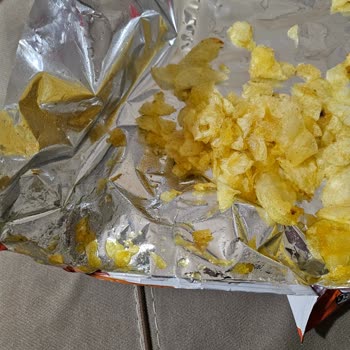 Lays Cips Paketi Sert Ve Yağda Daldı: Kalite Sorunu