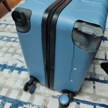 Ajet’te Kırılan Valiz Tekerleği İçin Tazminat Talebi