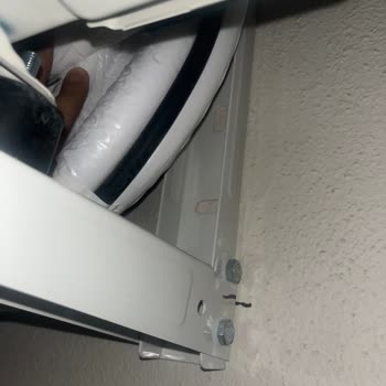 Tek Vida İle Montaj Yapılan Samsung Klimada Güvenlik Endişesi