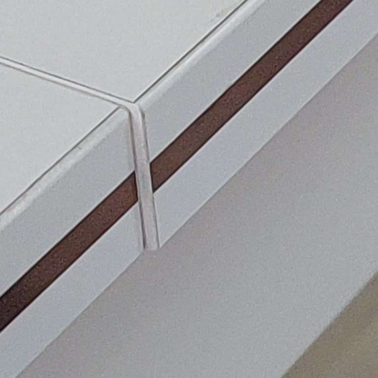 Ayıplı Mini Masa Ve Tamamlanmamış Teslimat Şikayetim