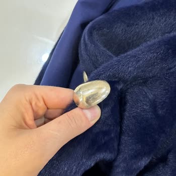 Paslı Ve Solmuş Düğmeler İle Kötü Koku Nedeniyle Tam Ücret İadesi Talebi