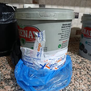 Yurtiçi Kargo Kutu Gelişi Güzel Atılıp Taşındığı İçin Kırılmış