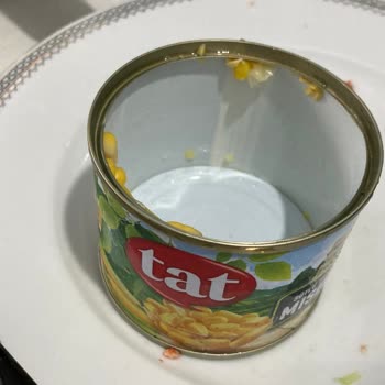 Tat Konserve Mısırda Kurt Benzeri Canlı Hijyen Sorunu