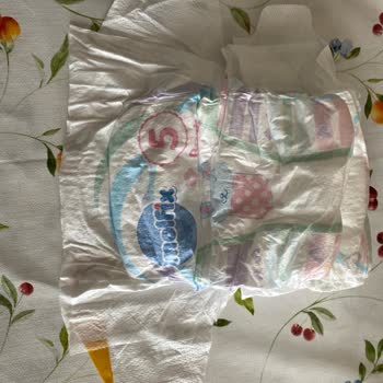 Üretim Hatası Nedeniyle Cırtı Olmayan Bebek Bezleri