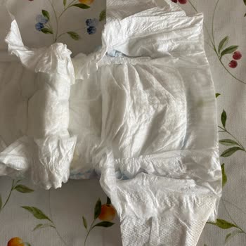 Üretim Hatası Nedeniyle Cırtı Olmayan Bebek Bezleri