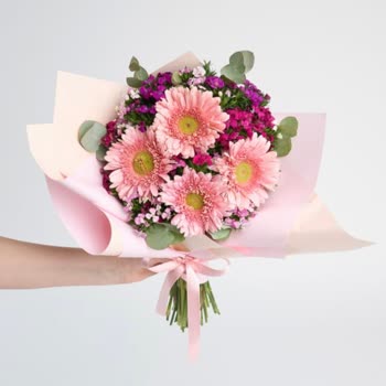 Siparişte Görüntülenen Çiçekler Gerçek Gönderimde Eksik