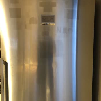 Bosch Inox Buzdolabındaki Kapak Lekeleri Garanti Kapsamı Dışında Değerlendirildi