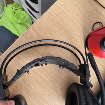 Rampage SN-RW1 İçin Yedek Kulak Pedi Ve Kafa Bandı Talebi