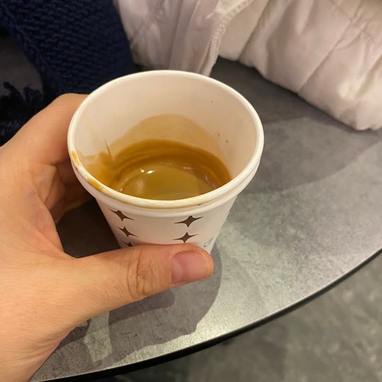 Susurluk Şubesinde Az Kahve Ve Aşırı Ücret Şikayeti