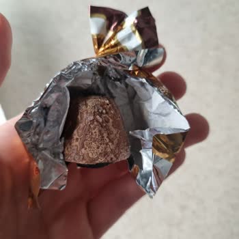 Şölen Octavia Sütlü Dökme Çikolatada Tekrarlanan Beyazlama Ve Bozuk Tat