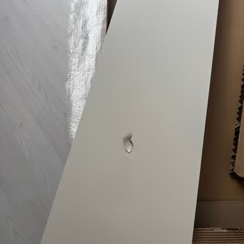 İKEA Malm Lönset Karyola İki Kez Hasarlı Geldi, Çözüm Bekleniyor