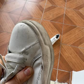 Stradivarius Ayakkabısının Dikişleri Hızla Patladı Ve Garanti Reddi