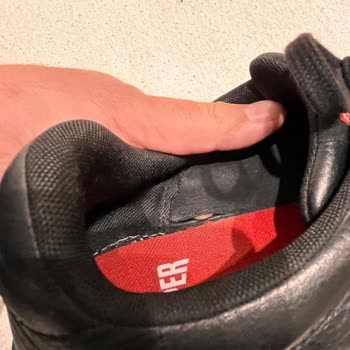 Camper Sneaker Yırtılması Ve İade Reddine Karşı Şikayet