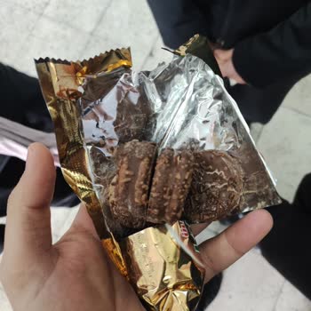 Ülker Halley Bisküvisi Bozulmuş, Ürün Değişimi Ve İade Talebi