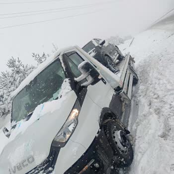 Kış Şartlarında Yaz Lastiğiyle Araç Teslimi Müşterinin Güvenliğini Tehlikeye Atıyor