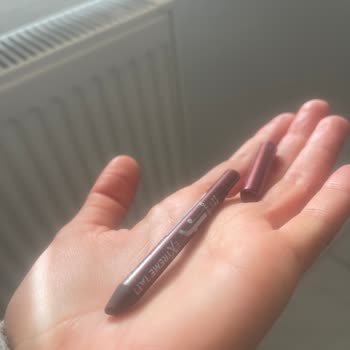 Flormar Göz Kaleminde Sürekli Açılma Ve Hızlı Bitme Sorunu