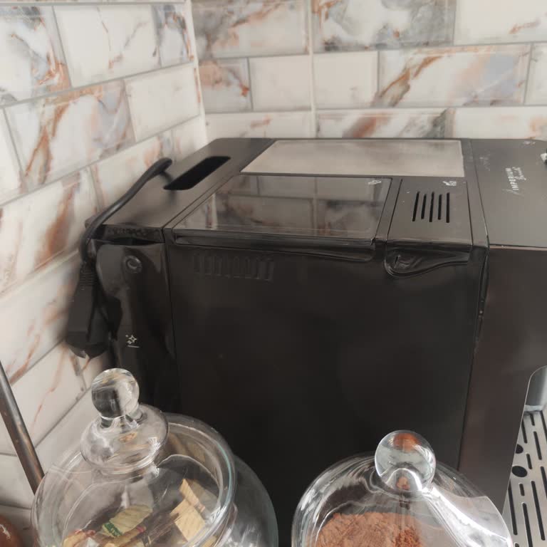 Arçelik Yangınlı Espresso Makinesinin Değişimi İçin 12.000 TL Ücret Talebi