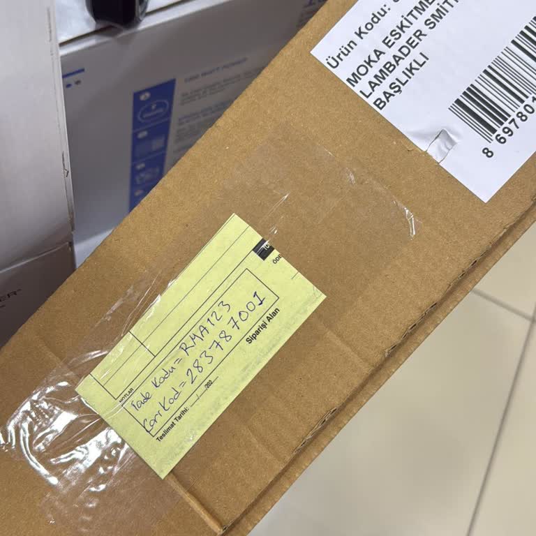 Kullanılmış Görünen Lambader Ve Geciken İade Süreci