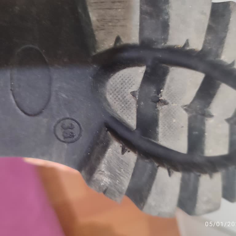 İlanı 38 Olan Bot 36 Geldi Satıcı İadeyi Reddetti Ve Gardrops Yardımsız Kaldı