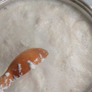 Taze Pazar’da Son Kullanma Tarihi Dolu Olmayan Süt Anında Kesildi Ve Sağlık Endişesi Yaratıyor