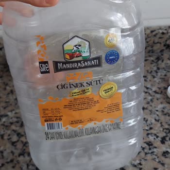 Taze Pazar’da Son Kullanma Tarihi Dolu Olmayan Süt Anında Kesildi Ve Sağlık Endişesi Yaratıyor