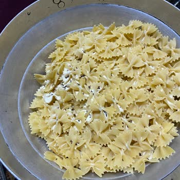 Насекомык в Пакетах макарон Barilla и Нарушение Гигиены