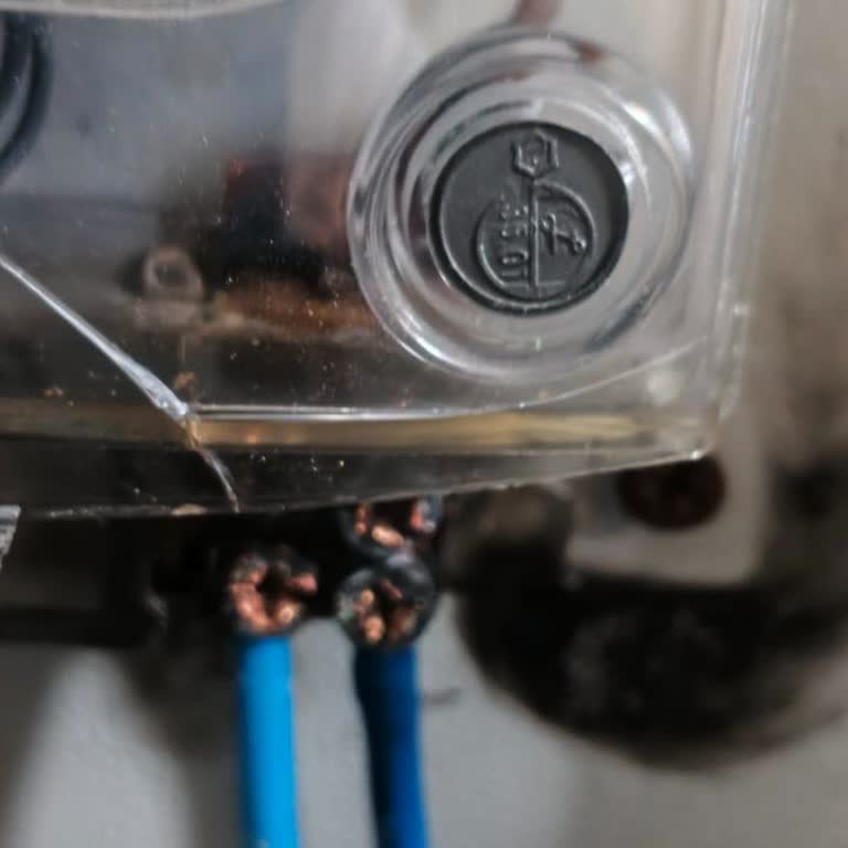 Arızalı Elektrik Sayacı Yangın Riski Ve Boğaziçi Elektrik’in Yanıtsızlığı