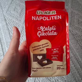 Onur Market'te Son Kullanma Tarihi Geçmemiş Bozuk Çikolata Satışı