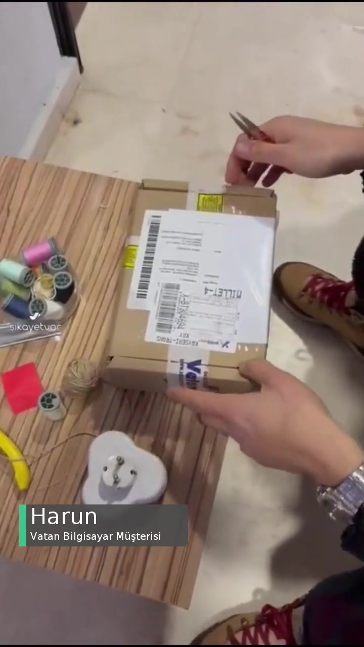 Vatan Bilgisayar'dan iPhone17 Siparişim Açık Kutu Olarak Gönderildi videonun kapak resmi