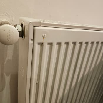 DemirDöküm Garanti Kapsamındaki Su Sızdıran Peteğe Servis Reddedildi Ve Basılı Fatura Şartı