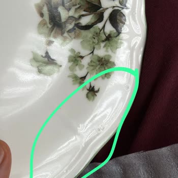 Defolu Yemek Takımı Ve Cevapsız Müşteri Hizmetleri