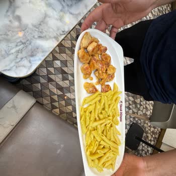 Marmara Forum Tavuk Dünyası'nda Eksik Porsiyon Ve Gramaj Şikayeti