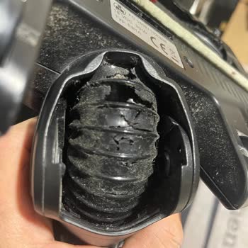 Bosch Dikey Süpürgede Emiş Gücü Düşüşü Ve Hortum Soyulması, Yetkili Servis Garanti Reddi