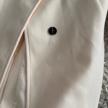 Vakro Boutique | Vakronline Sipariş Edilen Kabanın Yerine Alakasız Ürün Gönderildi!