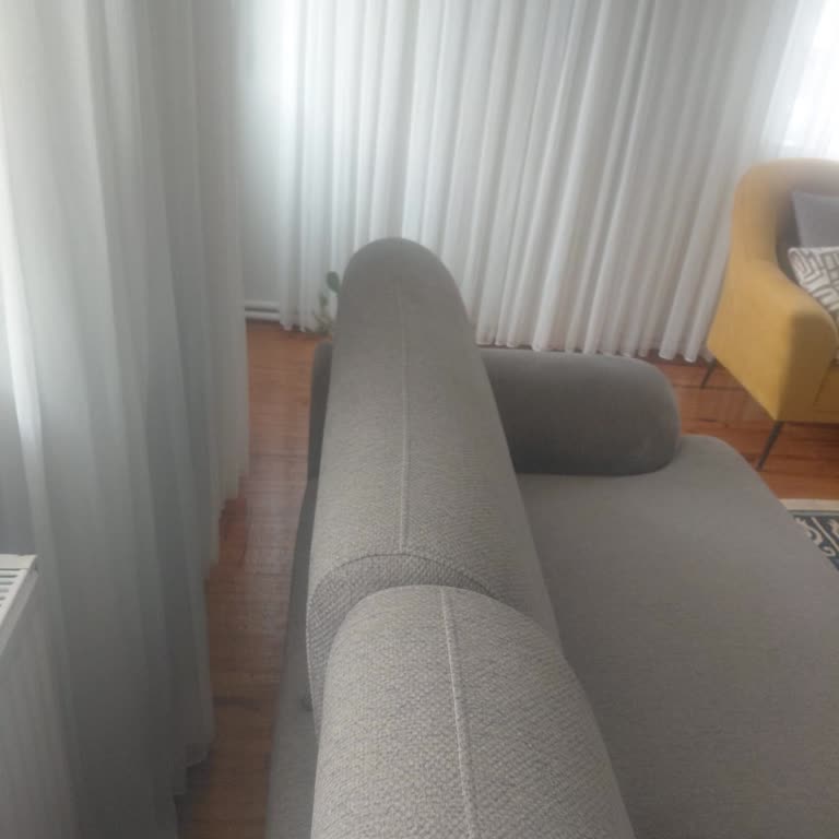 Afyon Çetmen Şubesinde Lucy Koltuk Takımının Eksik Parçaları Ve Bozuk Mekanizması Hâlâ Çözülmedi