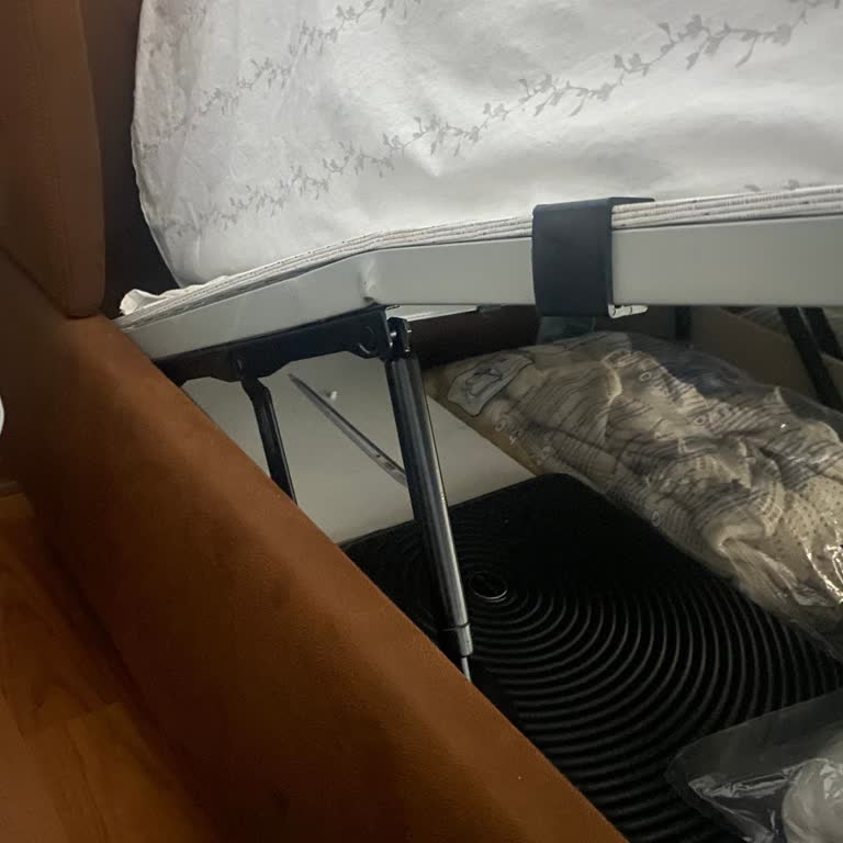 Enza Home Marion Baza Çelik Konstrüksiyonu 6 Ayda Eğildi