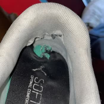 Puma Ayakkabısının Kısa Sürede Açılması Ve Mağazanın İade Reddi