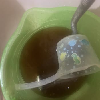 Duşta Çamurlu Su Ve İSKİ Müşteri Temsilcisi Üzerine Şikayet